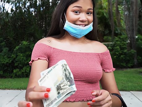 Watch Big Tits Teen Michelle Gets Her Exotic Pussy Plowed video