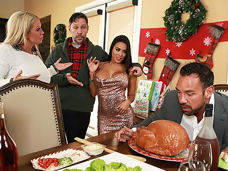 Watch Christmas Anal Porn With Horny Courtesan And Family Man video