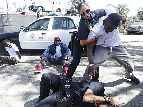 Watch New Wave Of Protests In The USA. Poor Cops Can Do Nothing video